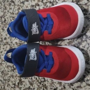Nike toddler shoes